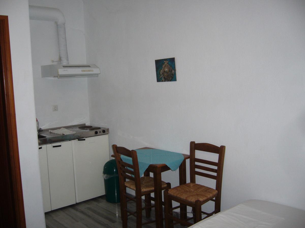 Ioanna Rooms Naoussa Esterno foto