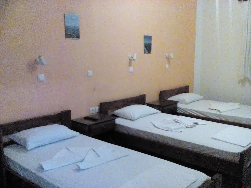 Ioanna Rooms Naoussa Esterno foto