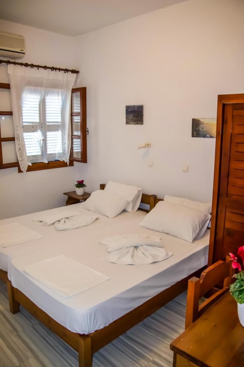 Ioanna Rooms Naoussa Esterno foto